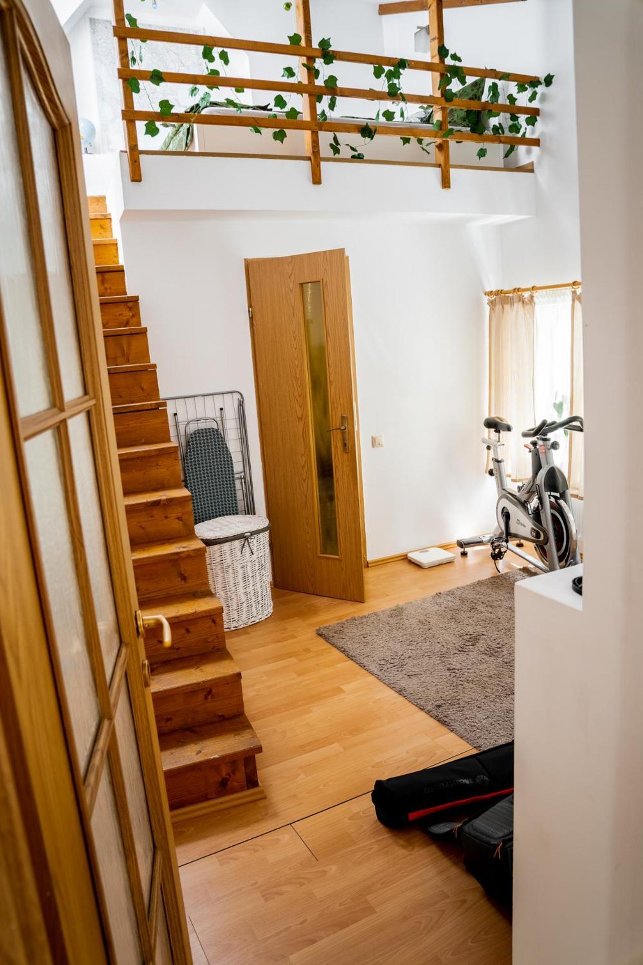 Anna'S Guesthouse Kluż-Napoka Zewnętrze zdjęcie