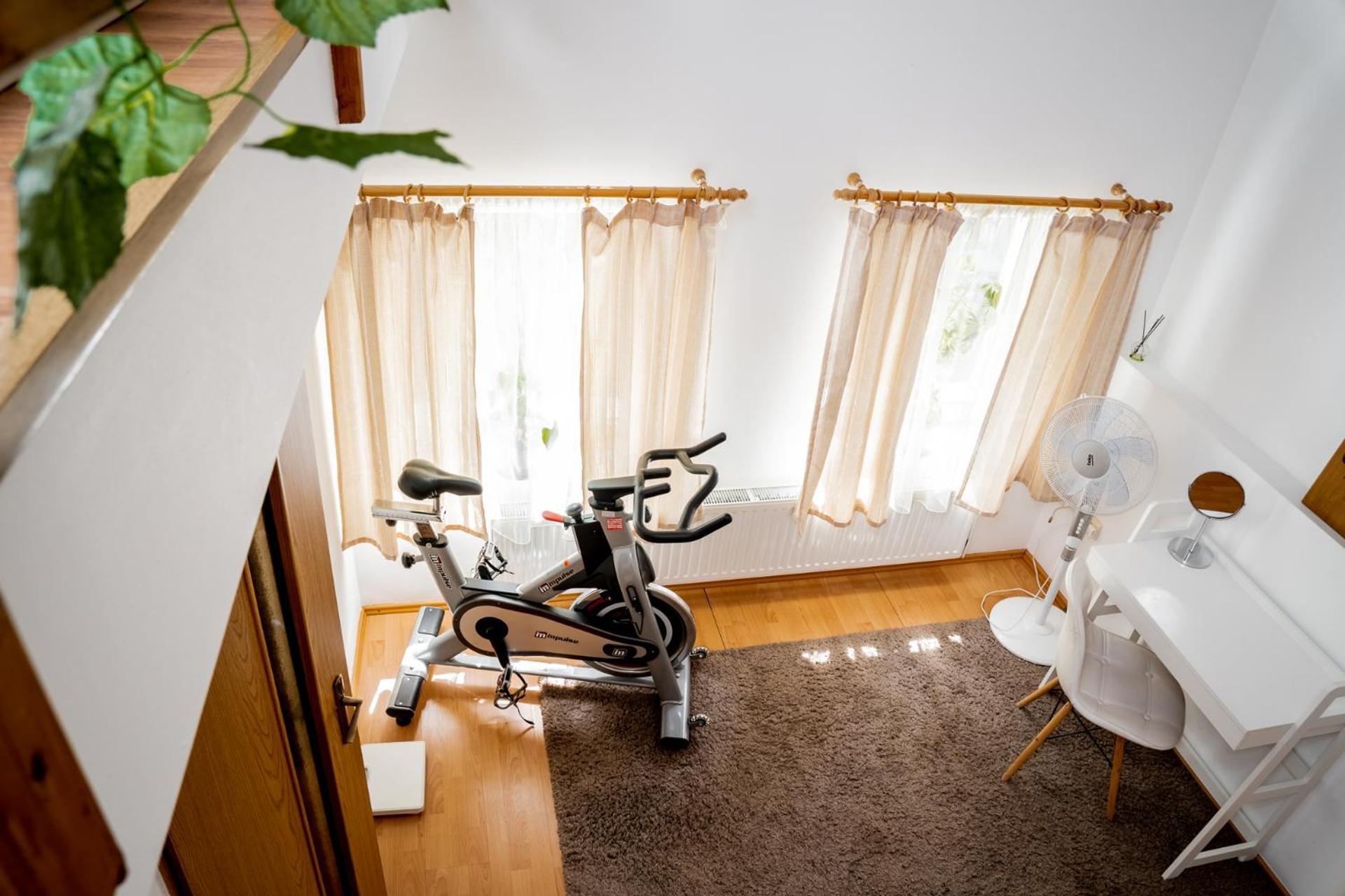 Anna'S Guesthouse Kluż-Napoka Zewnętrze zdjęcie