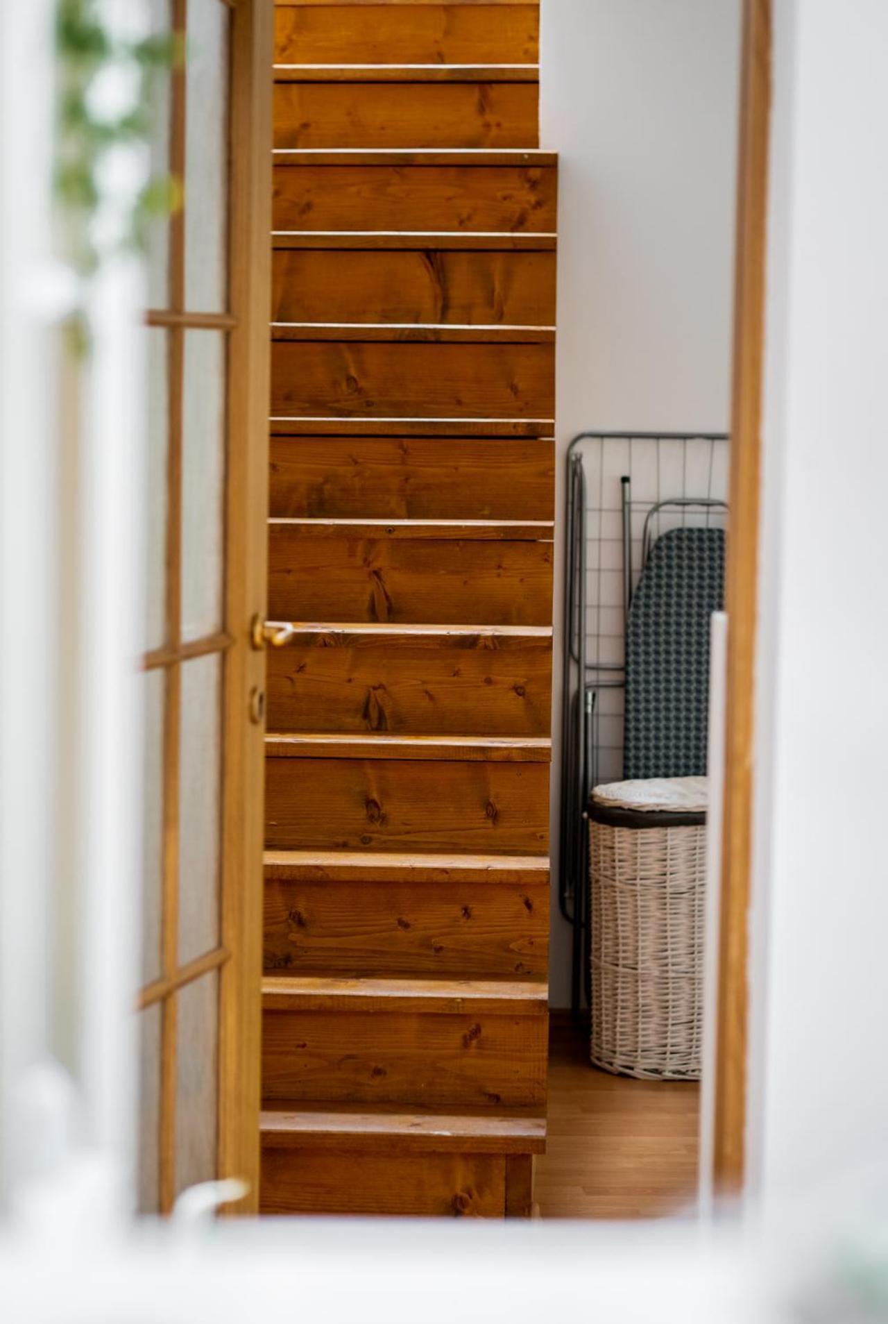 Anna'S Guesthouse Kluż-Napoka Zewnętrze zdjęcie
